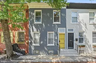 752 S Harshaw St, Philadelphia, PA 19146 - Photo 2