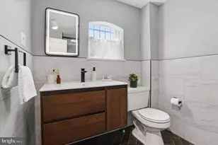 752 S Harshaw St, Philadelphia, PA 19146 - Photo 18