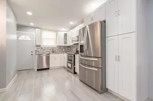 1740 Sigel St, Philadelphia, PA 19145 - Photo 2