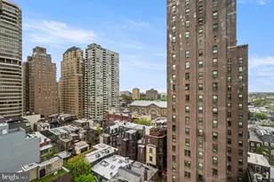2018 Walnut St, Philadelphia, PA 19103 - Photo 4