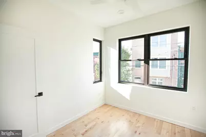 2539 Collins Street, Philadelphia, PA 19125 - Photo 6