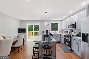 6470 Matthews St, Philadelphia, PA 19119 - Photo 8
