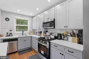 6470 Matthews St, Philadelphia, PA 19119 - Photo 10