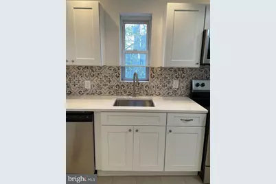 1248 N Myrtlewood Street, Philadelphia, PA 19121 - Photo 6