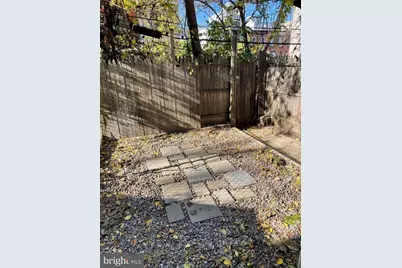 1248 N Myrtlewood Street, Philadelphia, PA 19121 - Photo 8