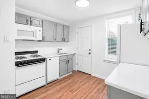 2545 S Marshall St, Philadelphia, PA 19148 - Photo 4