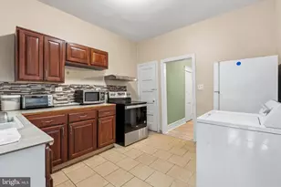 7056 Saybrook Ave, Philadelphia, PA 19142 - Photo 8