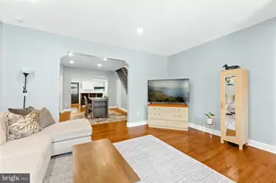 428 Conarroe St, Philadelphia, PA 19128 - Photo 6