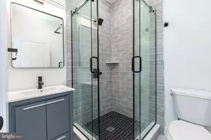 2252 N Front St, Philadelphia, PA 19133 - Photo 12