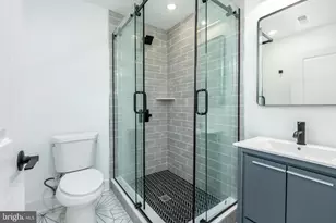 2252 N Front St, Philadelphia, PA 19133 - Photo 10