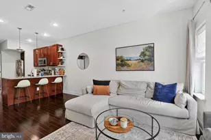 2115 Carpenter St, Philadelphia, PA 19146 - Photo 1