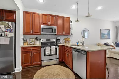 2115 Carpenter Street #2, Philadelphia, PA 19146 - Photo 2