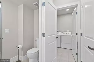 2548 Coral St, Philadelphia, PA 19125 - Photo 32