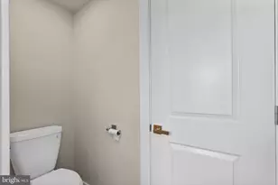 2548 Coral St, Philadelphia, PA 19125 - Photo 26