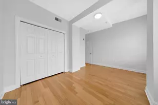 6-10 S Strawberry St, Philadelphia, PA 19106 - Photo 14