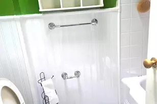 7382 Shelbourne St, Philadelphia, PA 19111 - Photo 22