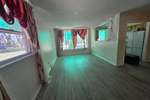 7382 Shelbourne St, Philadelphia, PA 19111 - Photo 12