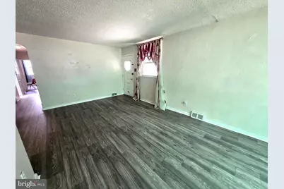 7382 Shelbourne Street, Philadelphia, PA 19111 - Photo 10