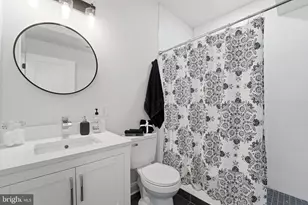 1215 S 23rd St, Philadelphia, PA 19146 - Photo 40