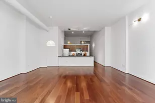 2429 Locust St, Philadelphia, PA 19103 - Photo 4