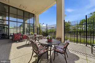 2429 Locust St, Philadelphia, PA 19103 - Photo 20