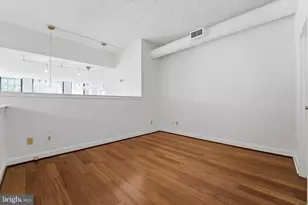 2429 Locust St, Philadelphia, PA 19103 - Photo 12
