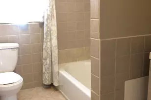 2027 S Darien St, Philadelphia, PA 19148 - Photo 8