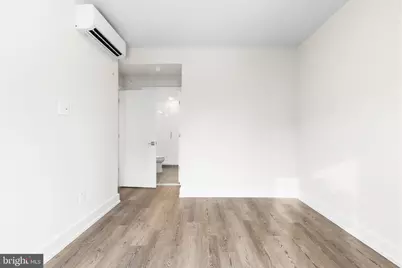 214 Vine Street #604, Philadelphia, PA 19106 - Photo 32