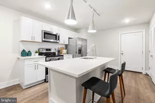 214 Vine St, Philadelphia, PA 19106 - Photo 10