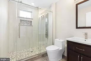 1221 E Berks St, Philadelphia, PA 19125 - Photo 10