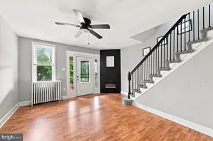 427 E Sharpnack St, Philadelphia, PA 19119 - Photo 4