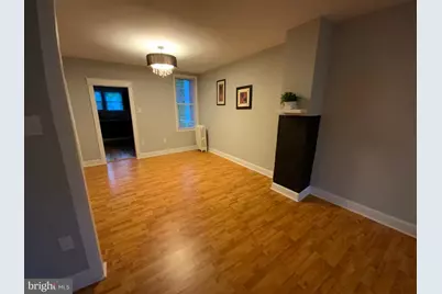 427 E Sharpnack Street, Philadelphia, PA 19119 - Photo 10