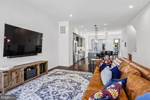 3210 Sunrise Walk, Philadelphia, PA 19125 - Photo 18