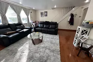 2413 Vista St, Philadelphia, PA 19152 - Photo 4
