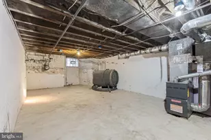 1109 W Silver St, Philadelphia, PA 19133 - Photo 24