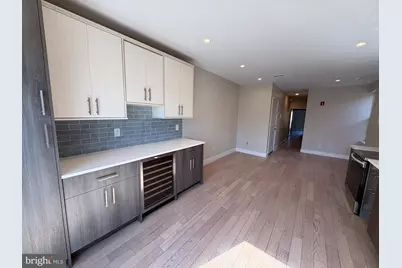 1005 N Marshall Street #3, Philadelphia, PA 19123 - Photo 2