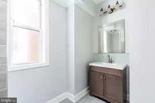 870 N 19th St, Philadelphia, PA 19130 - Photo 28