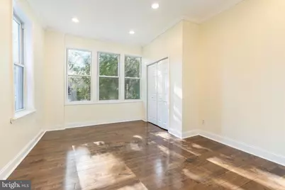 870 N 19th Street, Philadelphia, PA 19130 - Photo 32
