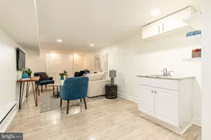870 N 19th St, Philadelphia, PA 19130 - Photo 46