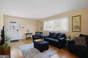 748 Hill Rd, Philadelphia, PA 19128 - Photo 4