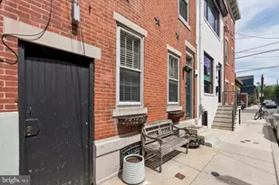 2205 Kater, Philadelphia, PA 19146 - Photo 2