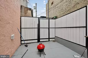 2319 E Somerset St, Philadelphia, PA 19134 - Photo 14