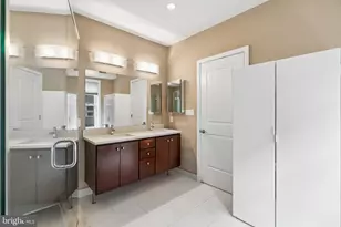 811 S 20th St, Philadelphia, PA 19146 - Photo 16