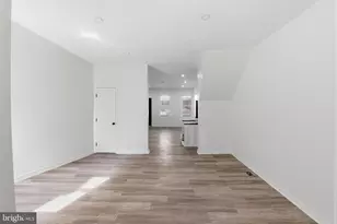 3727 N 8th St, Philadelphia, PA 19140 - Photo 12