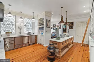 237 S 18th St, Philadelphia, PA 19103 - Photo 12