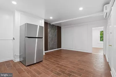 252 E Girard Avenue, Philadelphia, PA 19125 - Photo 2