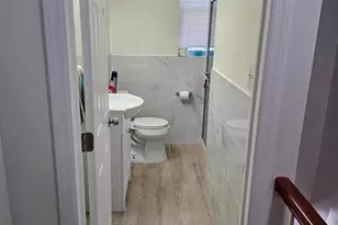 2700 Earp St, Philadelphia, PA 19146 - Photo 12