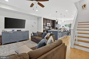 1504 Earl St, Philadelphia, PA 19125 - Photo 2