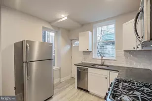 1227 S Peach St, Philadelphia, PA 19143 - Photo 6