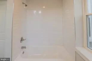 1227 S Peach St, Philadelphia, PA 19143 - Photo 8